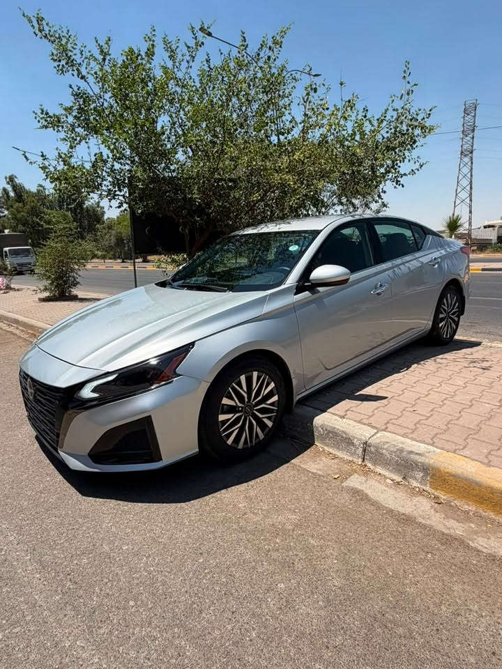 نيسان التيما ٢٠٢٤ SV
ماشية ٢٢ الف
بيها فقط بونيد بدون دواخل شرط ايرباك ستيرن طاك فقط وبيها رصعة في مقدمة السقف اثر التحميل 
مكان السيارة كركوك
الشراي يخابر على ***********
السعر ١٤٩ ورقه
