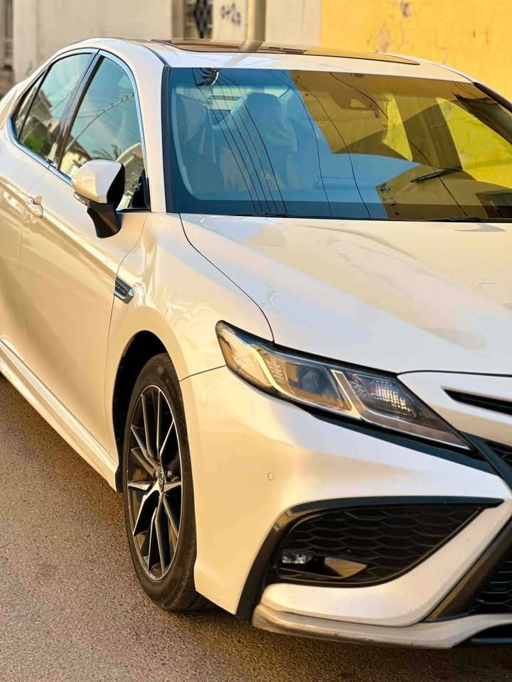 للبيع تويوتا كامري خليجي SAS
موديل : 2022se بلاص
محرك بانزين
محرك 4 سلندر 2500
كير اوتوماتيك 8 سرعات
شفتات ستيرين
بصمة سيارة
بصمة ‏باب ￼
كشنات جلد
دخول ذكي
علامة ترحيب عند فتح الباب
كامل تحكمات ستيرن
مثبت سرعة
شاشة كبيره
كاميرا خلفيه
شاحن لاسلكي
فتحة سقف
حساسات أمامية وخلفية
مرايا كهربائية و شفط
مقعد كهرباء
مدخل USB وAUX بلوتوث
sport و normal و ECO نظام
عداد الرحلات
پردة خلفية
نظام الثبات الألكتروني , ABS
دبل ايرباك
حساسات تايرات
* بيها مكانين بارد تقريبا شبر 
* للاستفسار الاتصال *********** متواجد واتساب
مكان السيارة كركوك
