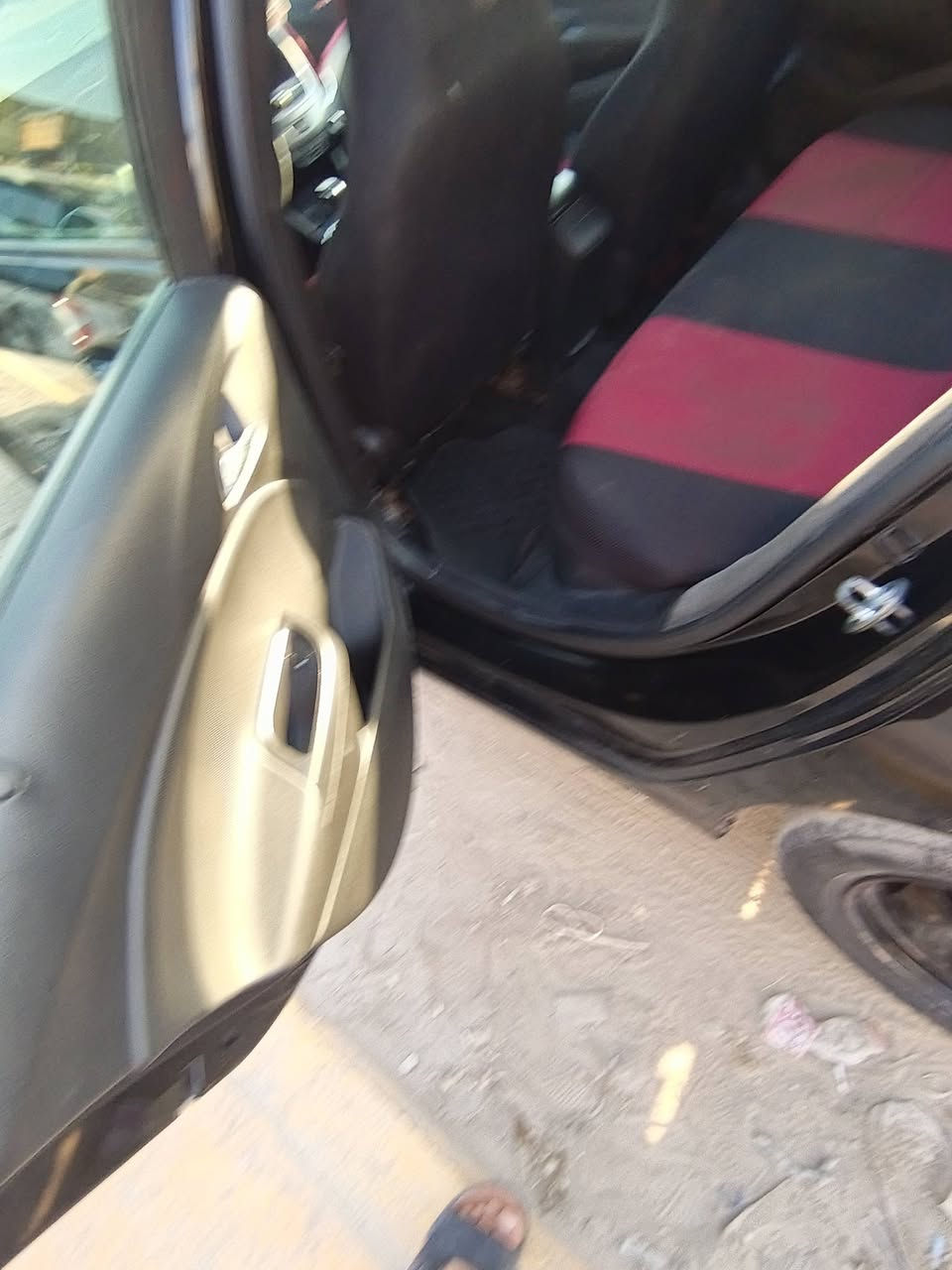 السلام عليكم عده منشأة امراوس اراوسه بهاي سياره موديل ١٩ اي باص ٤٠٣ او شبح او ٤٠٤او، تسعينه رقم الهاتف ***********
