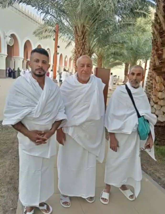 عمرة المولد النبوي الشريف 
عن طريق البر 475 دولار 
4 ايام في المدينة المنورة 
السكن فندق كرم رويال في باب السلام 
...........................
6 ايام في مكه المكرمه 
السكن في محبس الجن ميسان المحبس جهة الباصات 
......................
عن طريق مطار بغداد الدولي 850 دولار التصريف من حق المعتمر 
كل البرامج تشمل---------
نقل فيزا سكن طعام وجبتين بنظام البوفيه المفتوح وهدايا احرامات وحقائب ومزارات المدينة المنورة ومكة المكرمة 
المبيت في مزرعه في حائل 
وجبة الإفطار في مزرعة 
وجبة غداء خفيفه في الطريق 
*********** واتساب 
*********** واتساب 
 بغداد المنصور شارع 14 رمضان
جوهرة دجله للحج والعمرة والسياحه الدينية 
خادم ضيوف الرحمن 
 سليم الشجيري
