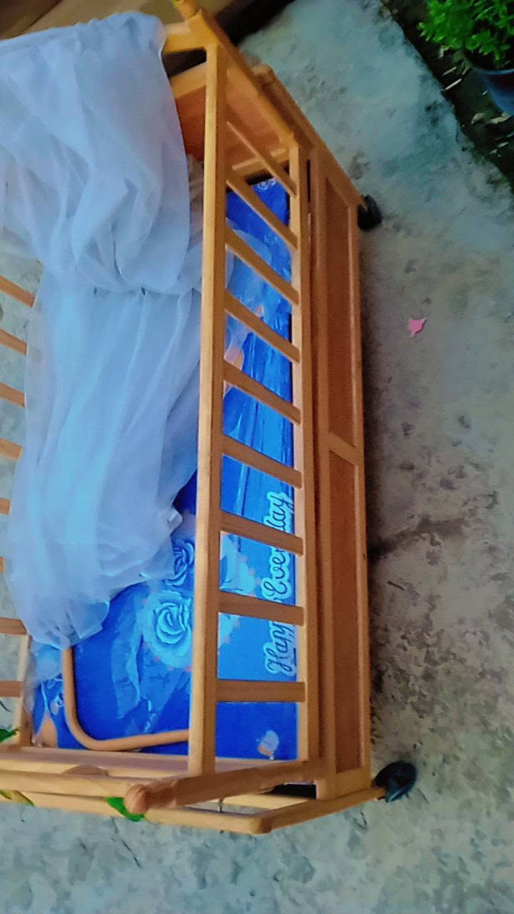 سلام عليكم
كاروك للبيع جديد بل جيس ما مستخدم شي قليل خشب صاج بي جرار جوه كامل ملحقات مثل ما واضح بل صوره السعر 70بي مجال المراسله صفحه او تصال ع رقم ***********
