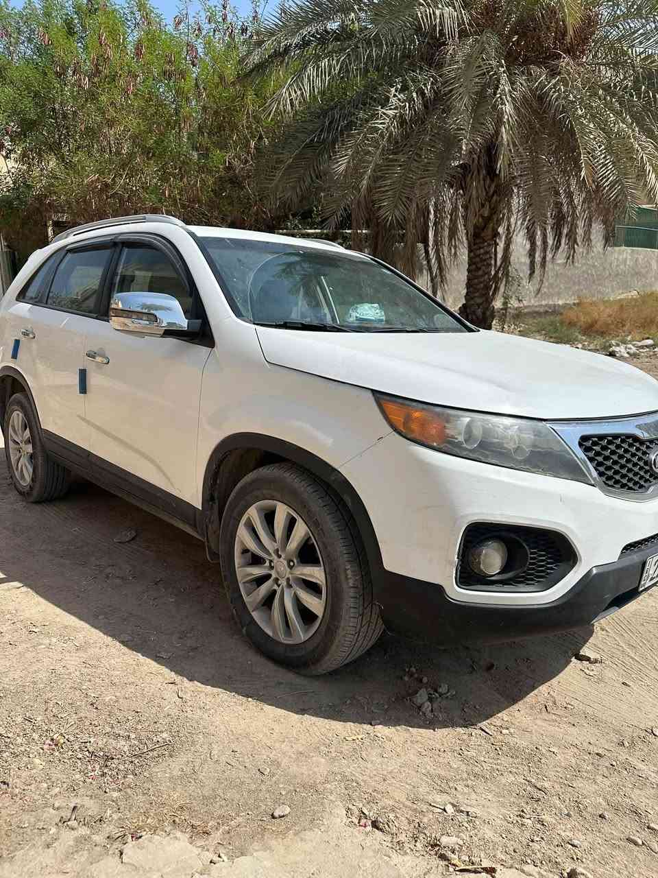 ب (125) وبيها مجال
سورنتو 2012 وارد خليجي 
سنوية بأسمي تحويل مباشر ثاني يوم رقمها اربيل 
سبعة راكب
٤ سلندر 
سيارة تحكم ستيرن وتشغيل بصمة يعني نص فول  
ضررها خمس قطع صبغ وصورة الحادث الي من ضمن القطع المصبوغة كدامكم
سعرها  (125) وبيها مجال 
مكانها بابل الحله 
الخاص مفتوح
رقم الهاتف ***********
