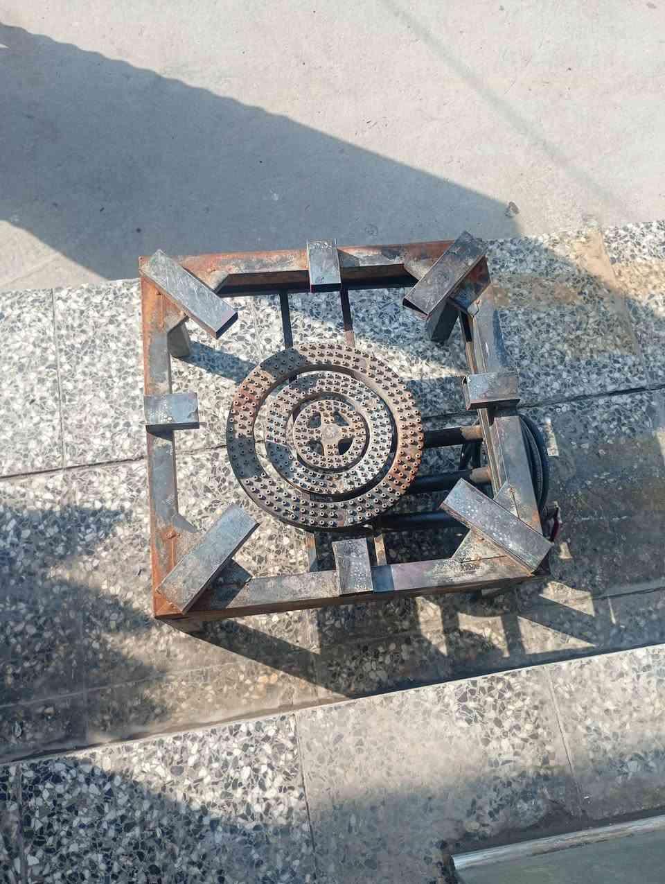طباخات للبيع قياس 60 جديد بس مره طالع
كامل سعر 70 بي مجال العنوان مشتل شارع كوسترات 
ستفسار *********** بيع مستعجل
