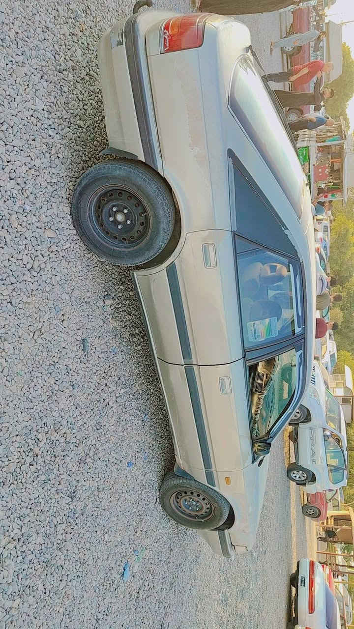 السلام عليكم مازده 626موديل 92مكينه 8بخ سنويه لحد 29 حديه جديده تبريد شغال مكان ديالى جلولاء ***********
