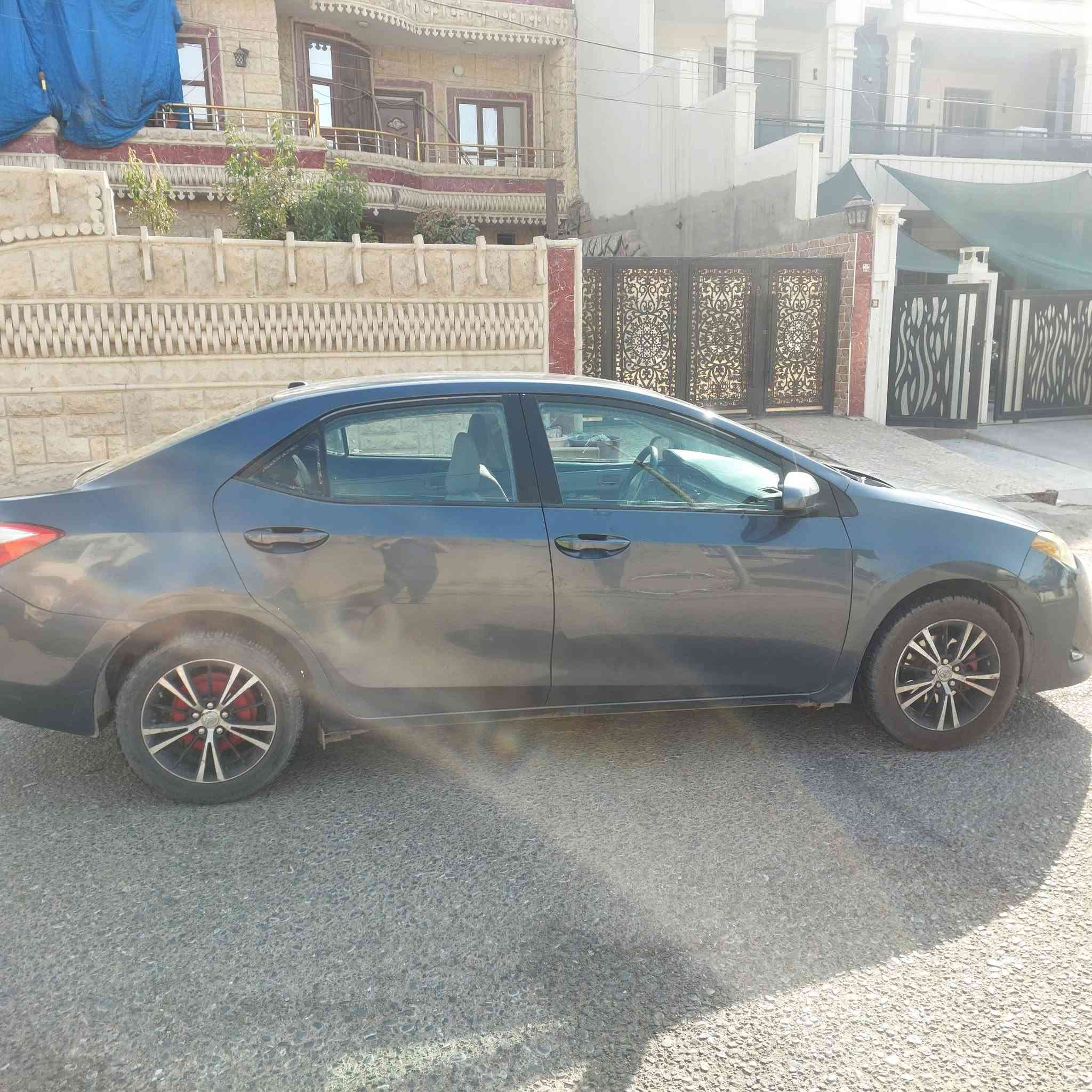 السلام عليكم 
كورلا ٢٠١٦ للبيع 
٣ قطع بونيد جاملغ وشبر بلجنطة 
سواصي سليمة 
كير محرك شرط 
مكان كركوك 
سعر 105
