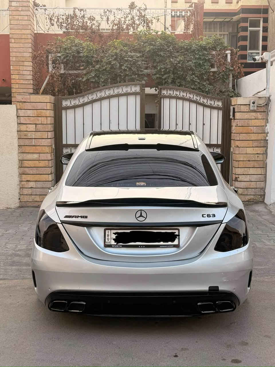 مرسيدس C300 • كت C63 • داخل ابيض