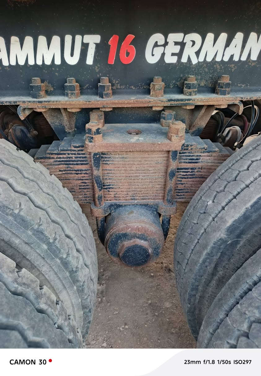 عربانه دار القصاب طول ٧.٥٠٠سبعه ونص هيه وتعلاوه ٣٠ متر مال كبان خفيفه ٣ دناكير كفاله عامه تخم تاير ٢٤ صاج كاعيه مسطره صفاحه مسطره محموعه بيبي خفيفه براد ١٦  تكمه كفاله ماعايزه برغي من العمل السعر ١٧٠ ورقه وبيه مجال قليل ***********
