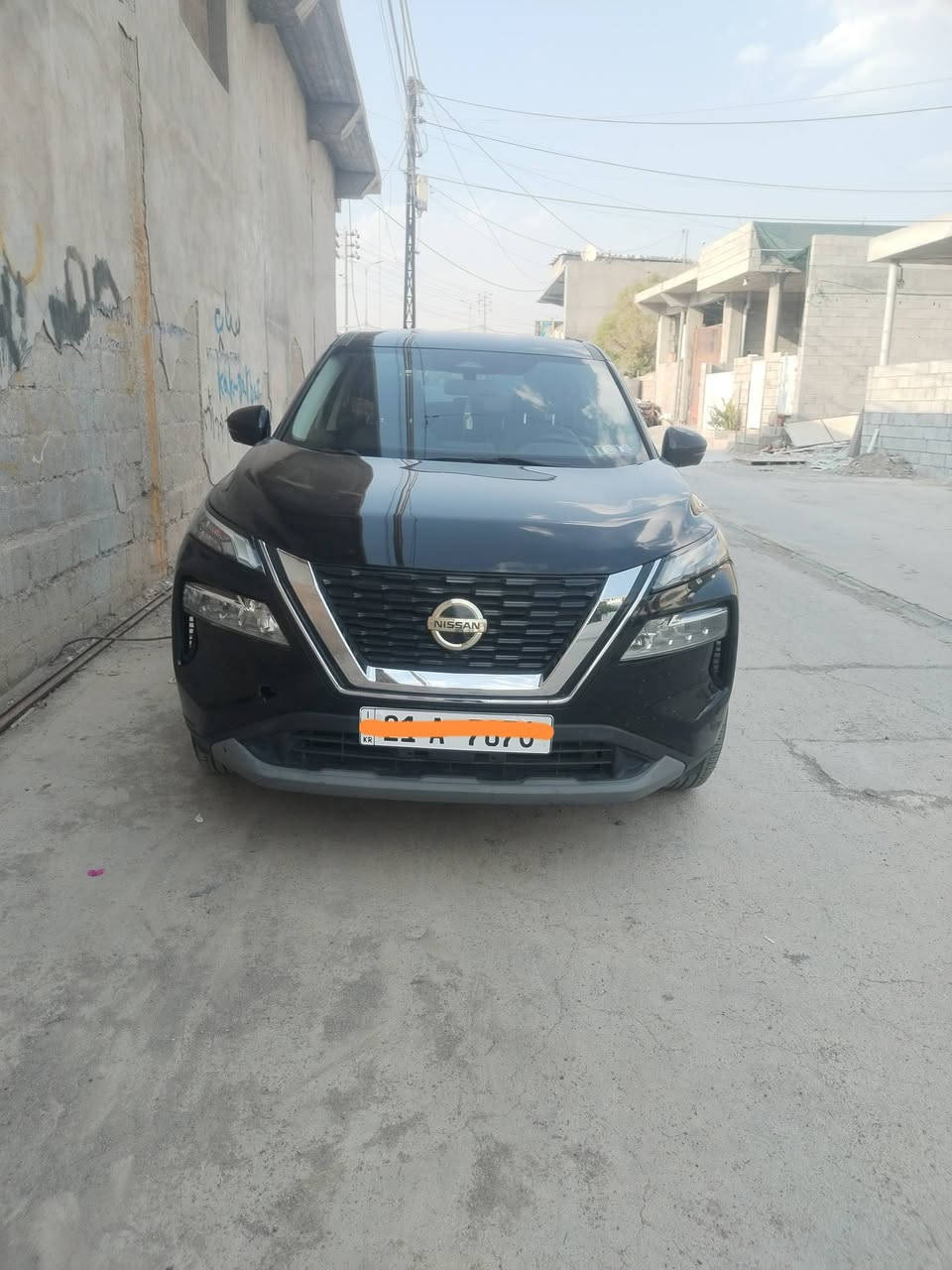 نیسان ڕۆگ 4 بستۆن 
دەبڵ ئەکسل 
5 کامێرا 
حاسەی پێش و دوا 
ڕاداری پێش و دوا و تەنیشتەکان 
تەنها بستێک بۆیاخ لە بۆنیتەکەیایەتی 
55 هەزار کیلۆمەتر ڕۆشتوە 
سەیارەکە پاکەو جائیزە 
197 گەڵاو معامەلە
***********
