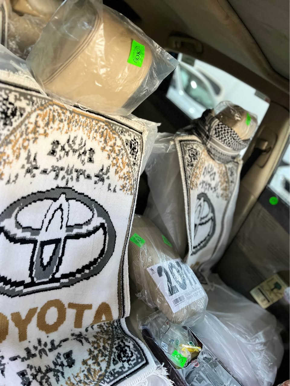 فڕۆشتنوو گۆڕینەوە بە دۆج و ئۆباما ✅ئەڤەلۆن مۆدێل ٢٠١١ سفڕ 📦سەیارەکە گێر و مەکینەو تەبریتو تەقەو رەقە و کارەبایی بە شەرت قەپوو قپۆی نیە نوقتەی نیە سەیارەکە ✅کامل سێرڤس کراوە سەیارەکە ناو زەردی لمیتیدی قەپات مواسەفاتە خەلیجیە 📦سلایتە ٥ بەسمەیە کوشن کارەبای کوشن خەزن کوشن سارد و گەرمە ئاوێنە ئیشارەت شاشە بلۆتۆز ✅سەیارەکە هەزەو پاکانەی لەگەڵە هیچ دەحم و لێدراوی نیە سپێری بیلادی تیا ماوە 📦سەیارەکە کامل کەمالیات کراوە هیچ نوقستانیێکی نیە ✅📦بۆ زانیاری زیاتر پەیوەندی بەم ژمارە بکە *********** Singapore

