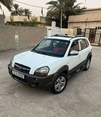 توسان خليجي • ٢٠٠٩ • مكفولة