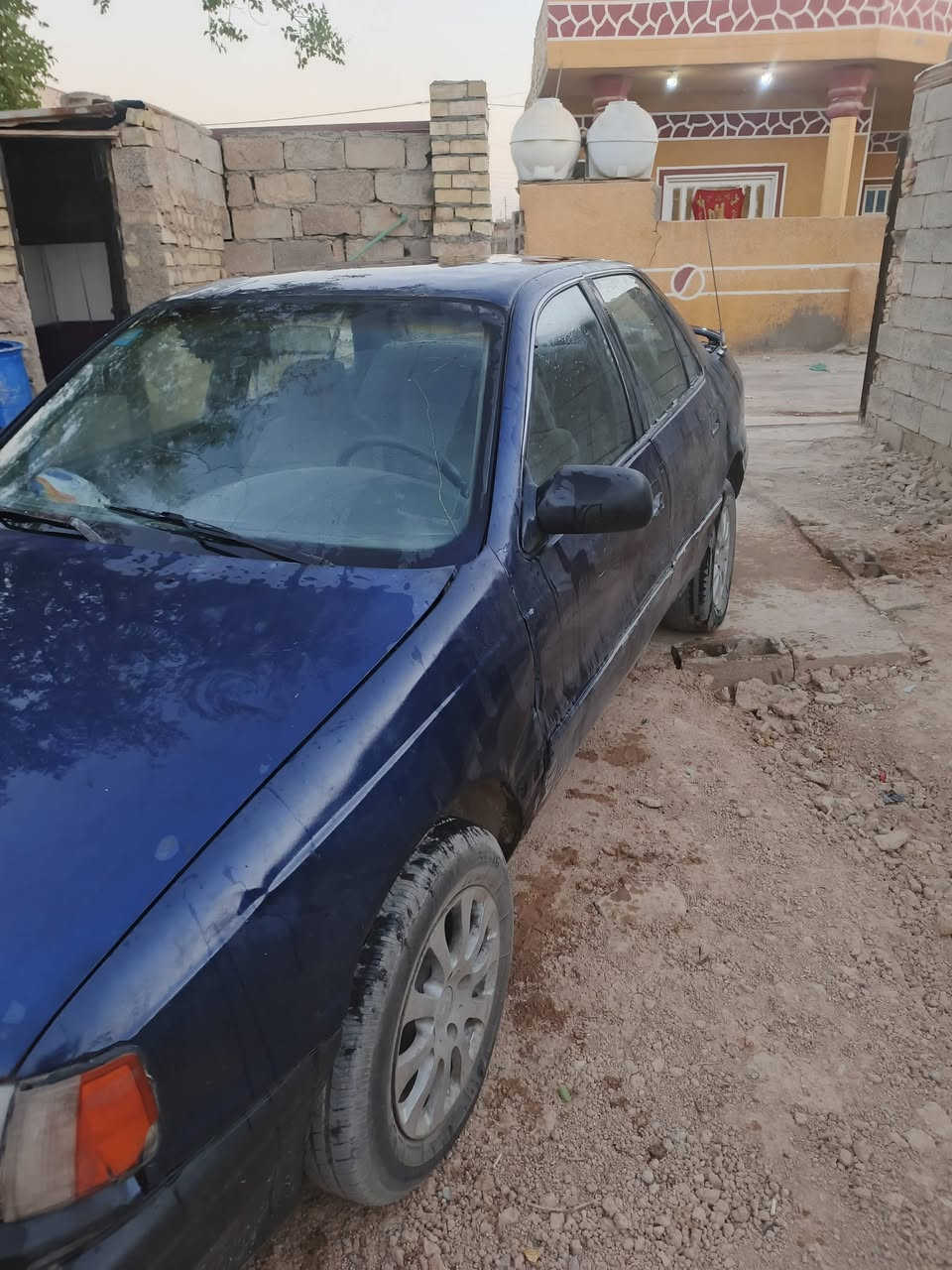 السلام عليكم النترا ٩٤ للبيع كامله سنويه بسمي شرط 
تحويل ل كامله صدر تخم تاير جديد  سعره ١٨وبيه مجال *********** عنوان بغداد جسر دياله
