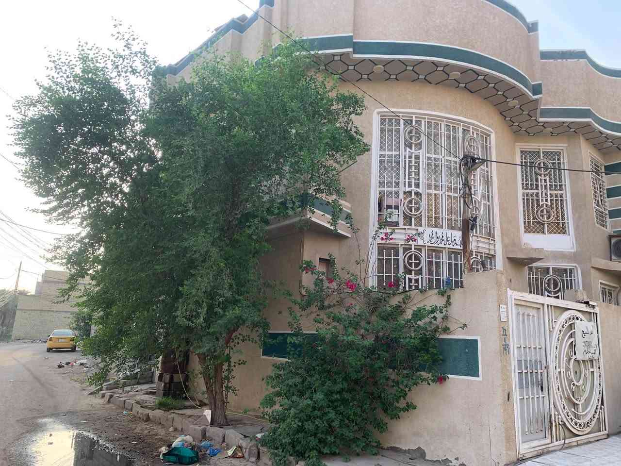 حي الاخلاص • ١٠٠م • ٣+ غرف