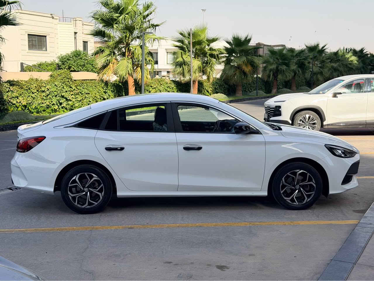 MG GT sule us
هيجي نيه سبوخ سارد تزره بة شرت
هيج مة سروفي تئدانية
كامل جوان كاري بؤكراوة
سيارة كول بشرت بدن صبخ بدن بارد مابي اي نواقص
*********** أربيل, العراق
