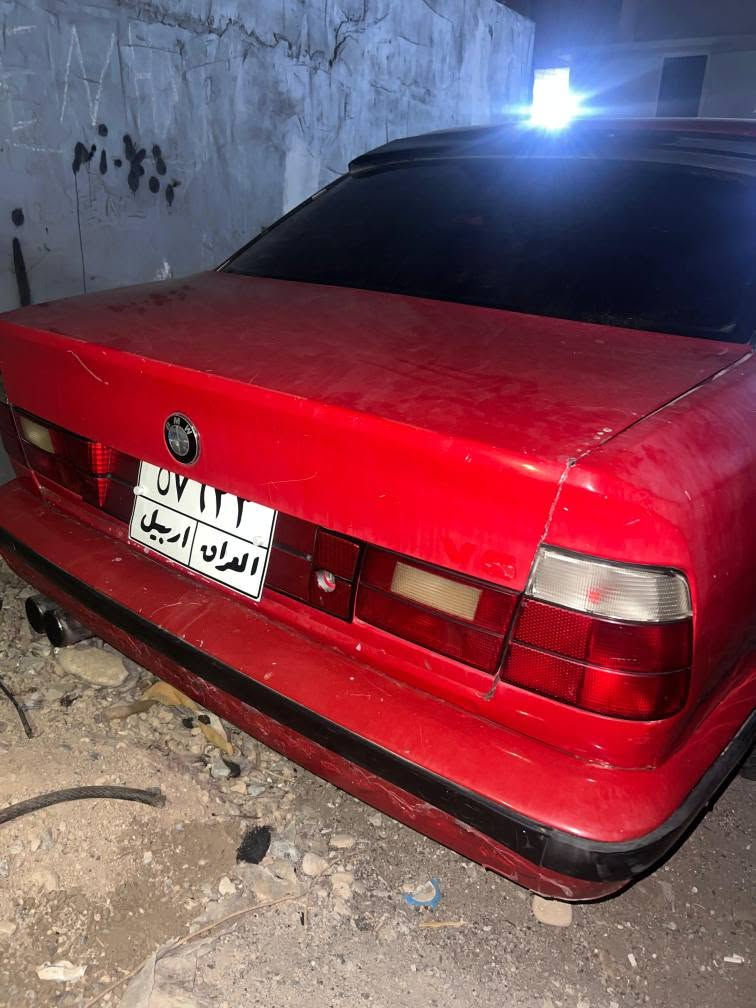 بیئم مودیل 1991 
عام نةبی حیزام نةبی
وةركةراو براوة بةشةرت
مةكینة سةقةر 
سةیارةكة اولیاتة ساحیبی لة خاریجة
سعری ۲٨مةجال
شؤین هةولیر
رةقةم تةلةفؤن *********** أربيل, العراق

