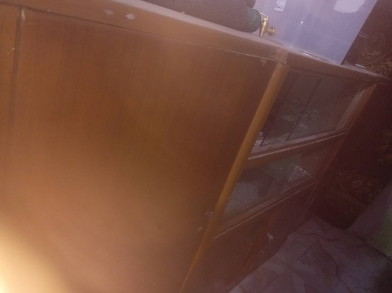 بوفية للبيع سعر 75 نضيفه كلش المنطقة حي نيسان الاتصال على الرقم ***********
