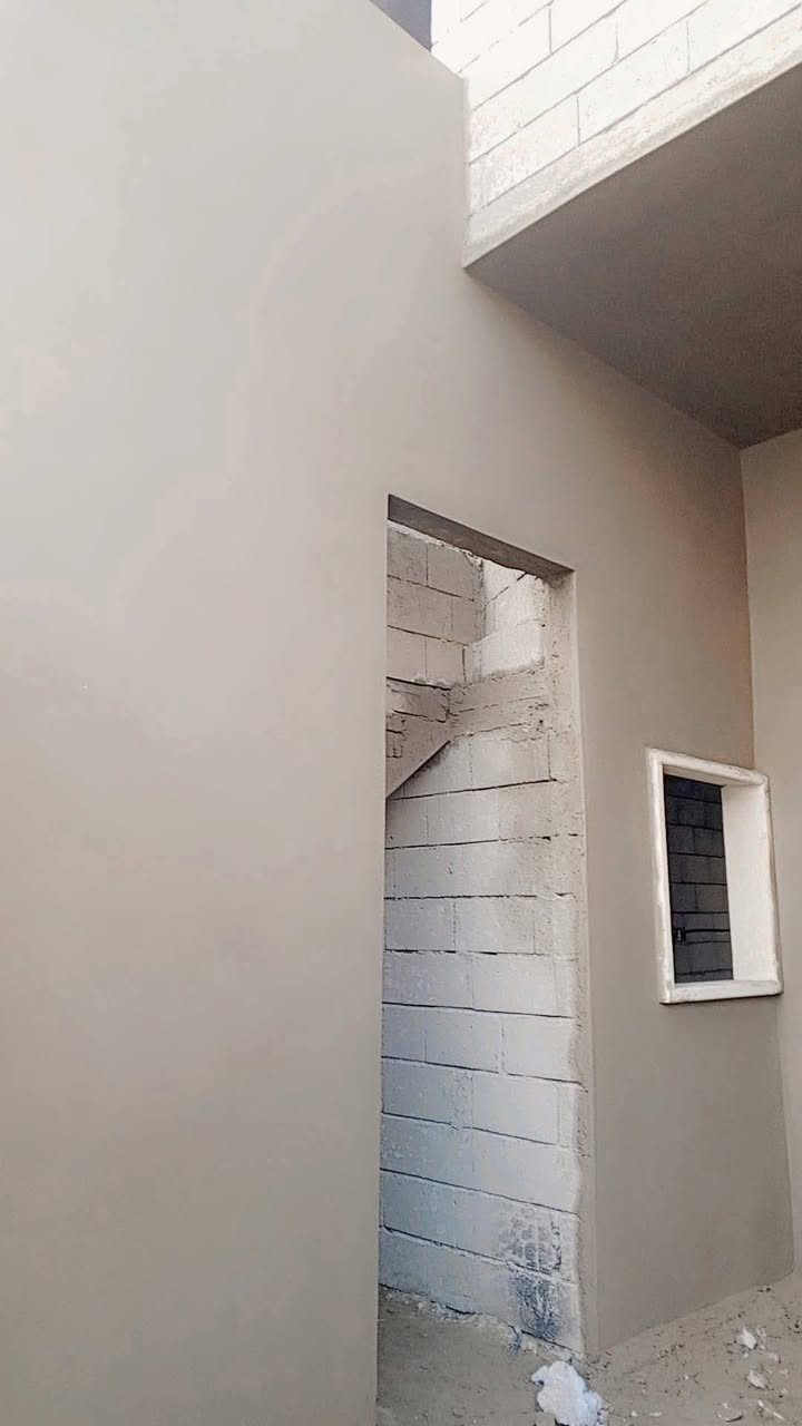 سلام عليكم كادر لبخ سمنت متفرق شغل شوف العين تريد قاط قاطين كلشي بسعر اتصل وتدلل ***********
