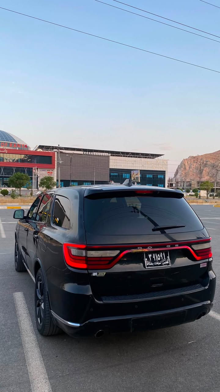 سڵاوی خوا لە هەموو لایەک
Dodge Durango 2018
مۆدیل 2018 فول مواسەفان تەنها سڵایت نیە
مەکینە 6 پستۆن 3.6 لیتر
مەکینە گێر تەبرید کارەبای هەمووی بەشەرت
ڕەقەم بەغدایە سەیارەکە بە شەرت نایفرۆشم
سەیارەکە ساغە 
بۆیاغ 3 پارچە سندوق لەگەڵ چەمەلەغی لەگەڵ دەرگای پێشەوەش تۆزێک بۆیاغ 
ئاوێنە کارەبای و ڕادارە 4 جام کارەبایە گێر تۆماتیک و عادیە ئەوتۆ ستارت ستۆپە تەبرید دەبڵ زۆنە
سعری 110 گەڵاو مەجالێکی برایانە
***********
