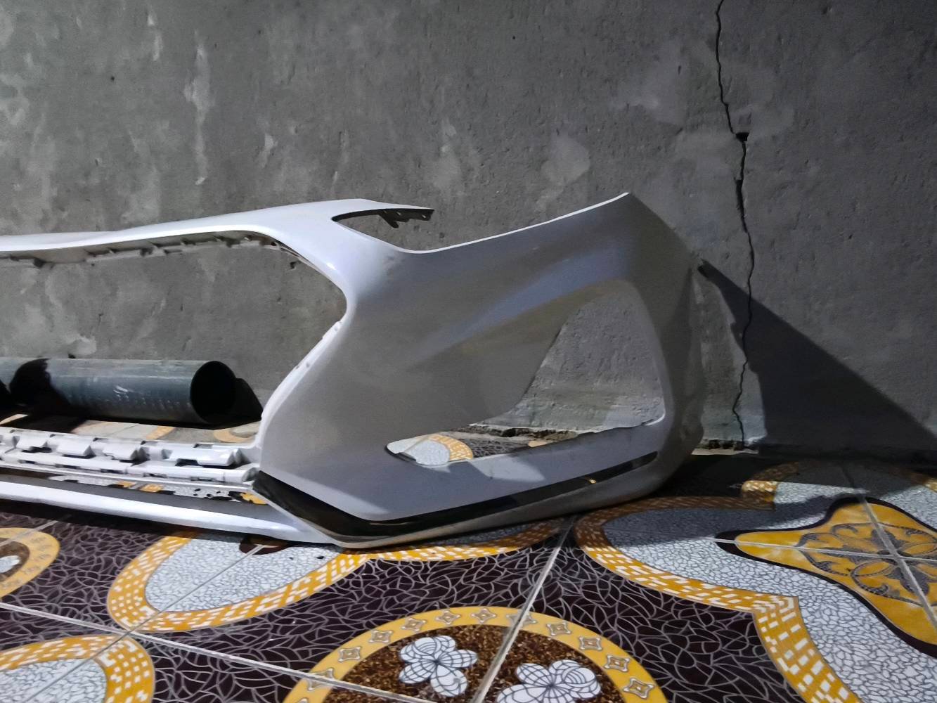 للبيع دعاميه مال سوناتا موديل 18و 19 
اللون ابيض صدفي ورد خليجي 
سعر 75 
رقم الهاتف *********** التواصل واتساب فقط