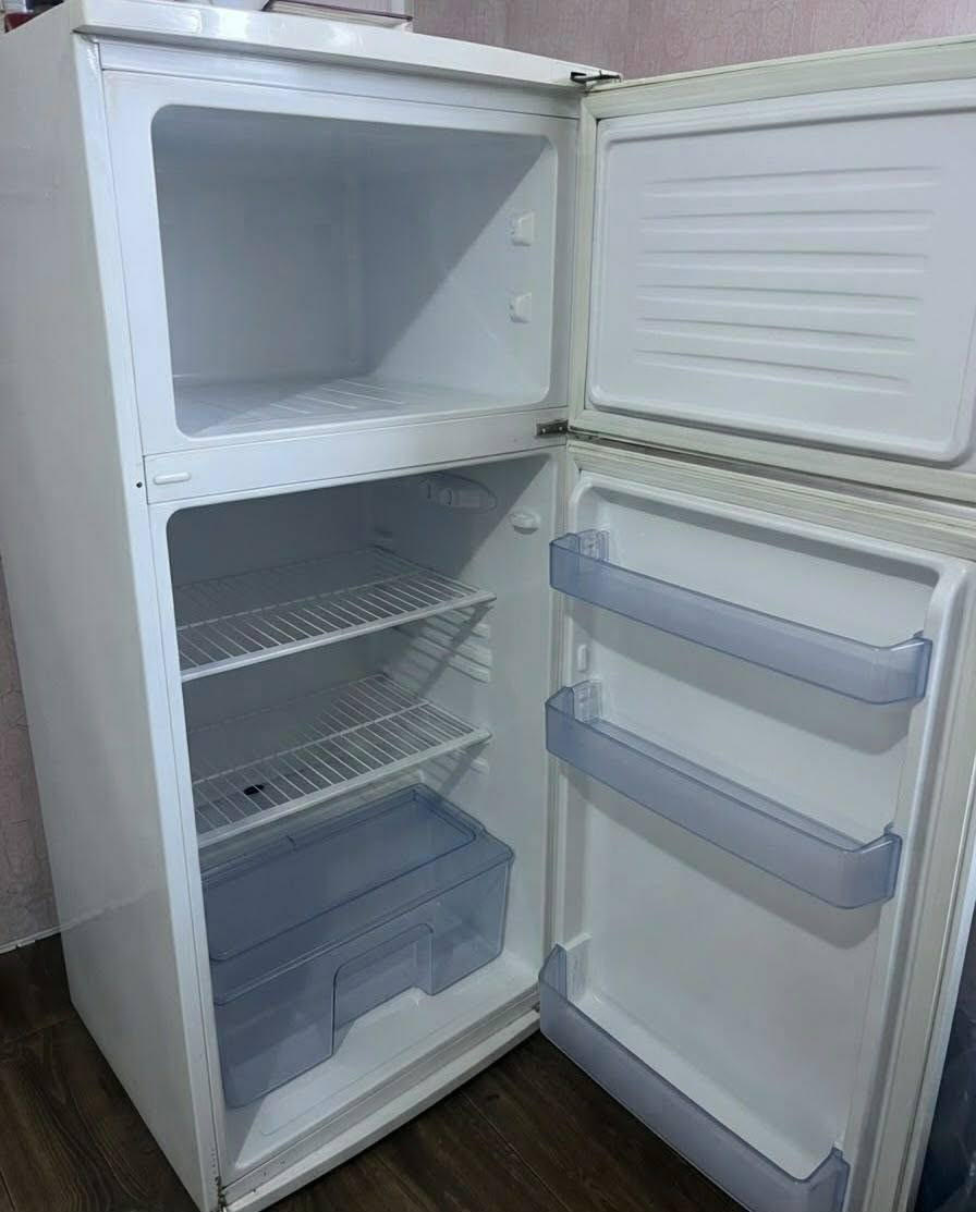 ثلاجة بيكو • للبيع • بدون توصيل