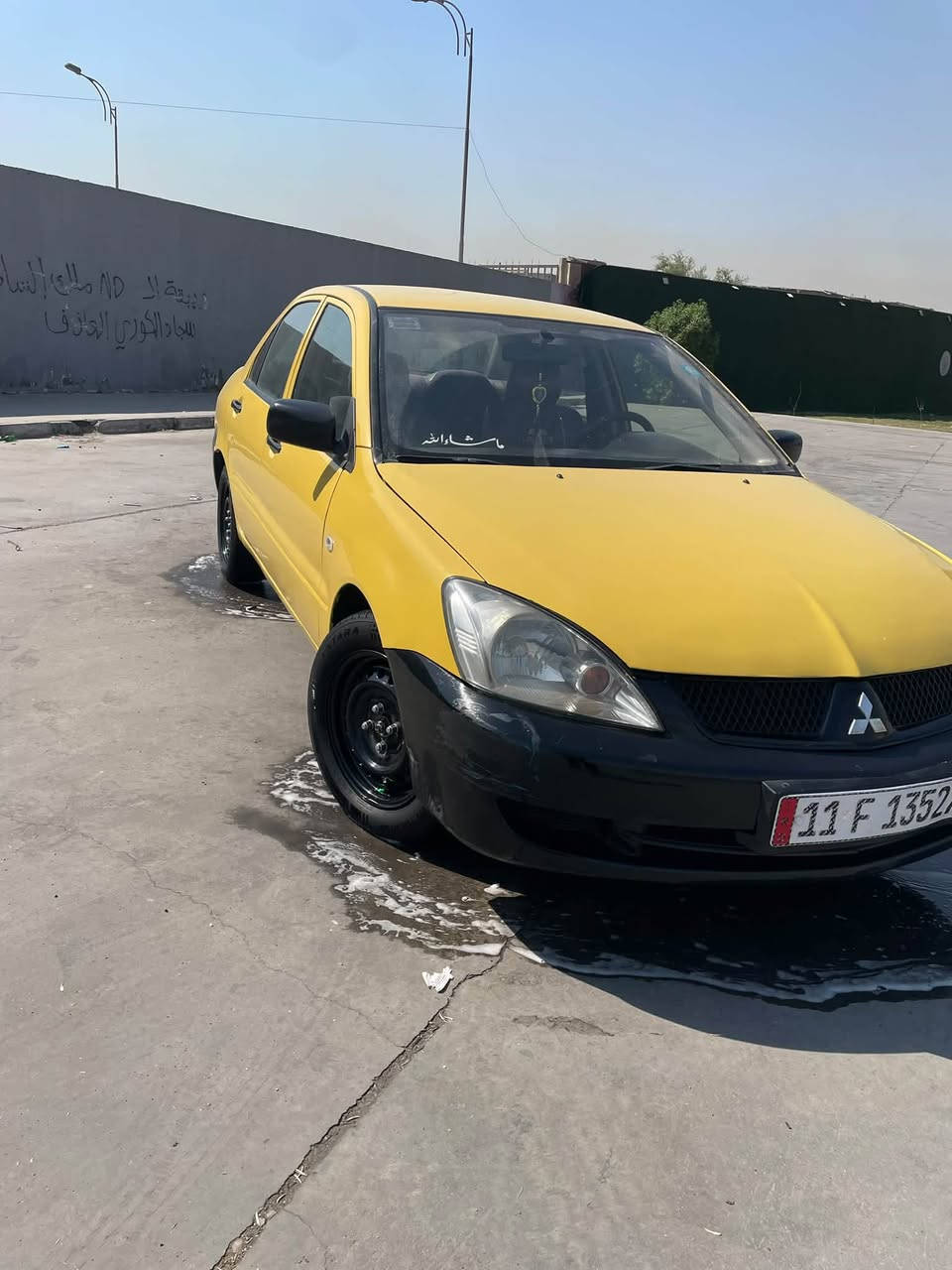 السلام عليكم الانسر البيع مديل 10مكينه بيه بدايت رنكان200كير اتو رقم بغداد بسمي  مصفره هيه وغرامات سياه بيه ضربو خفيفه بل حوض من جوه  سياره مصبوغه عام صدره نص عمر غرفته كله نضيفه ومدوشمه عنواني بغداد سياره عارضه 57 وبيه مجال *********** هاذه رقم راعيه
