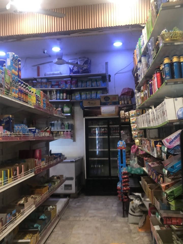 اسواق للبيع في الحرية
تحتوي على سبلت كنتوري Tosot جديد 
و مبرده جديده الاستعمال 
وكاميرات حديثه + شاشة LG 
ونظام سستم بيع ( باركود ) + لابتوب hp حديث الاستعمال 
و 3 مجمدات 
و 10 عارضات 
اضافة الى المسواگ 

شغلها خير من الله الحمدلله 

للاستفسار / *********** واتساب
