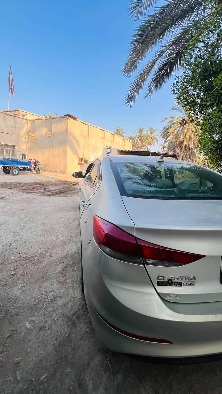 سلام عليكم النتره مديل ١٧ وارد امريكي مكفوله ما عدا بين الجاملع والباب جهه السايق بارد محرك ٢٠٠٠دوش محرك كير تبريد حداده مكفولات رقم اربيل تحول وكاله  ومخلصه السعر ١٠٥وبيه مجال خوان مكاني كربلاء
