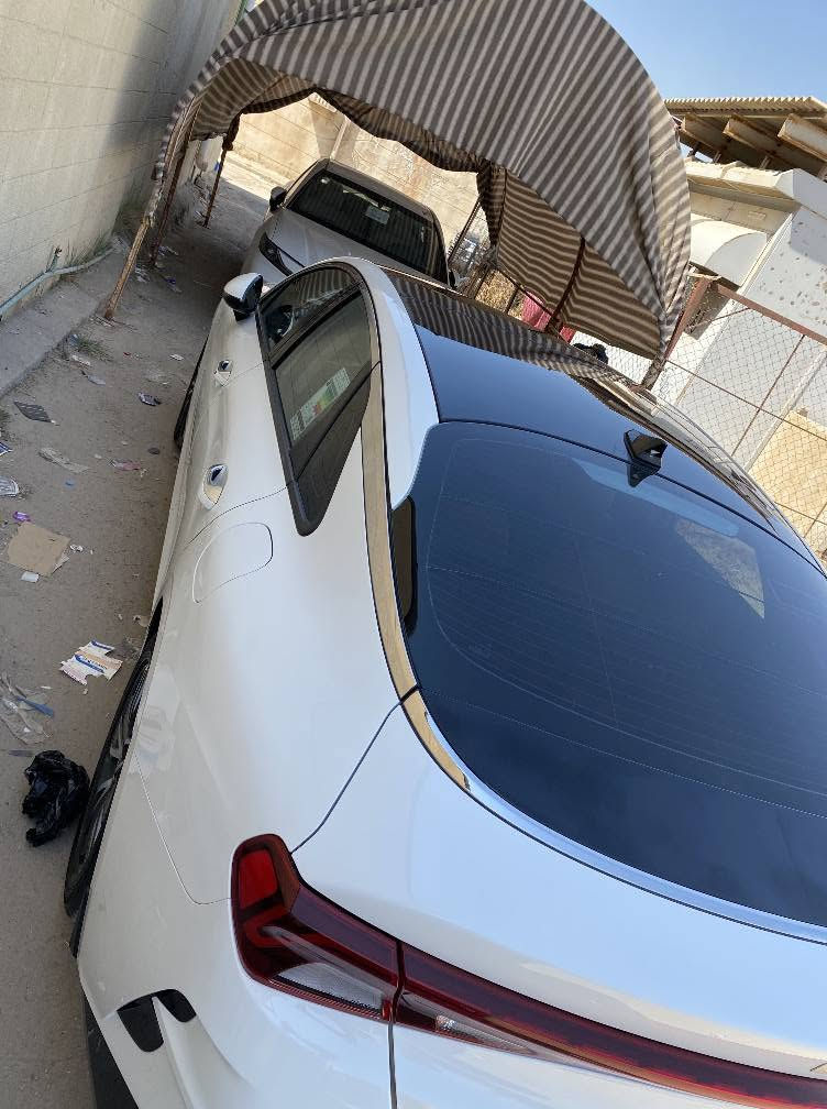 كيا k5 خليجي موديل 2023 رقم سياره شمالي اربيل سياره فول مواصفات 
مكينه دوش 
فتحه بنوراما
كشنات جلد تدفئه
سياره كير مكينه كفاله
حداديه امامي خلفي مضبوطة 
سياره ماشيه 75 الف 
عنوان السياره الهارثه دور الطاقه السعر 195 وبيها مجال قليل رقم الهاتف *********** البصرة, العراق
