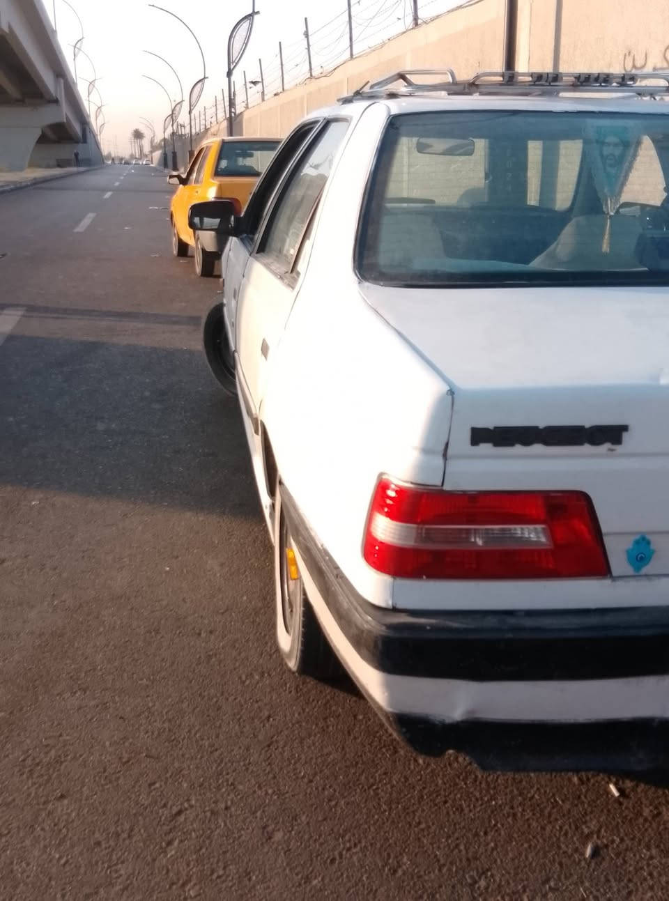 سلام عليكم بيجو 405 البيع السعر 30 رقم الاتصال ***********
