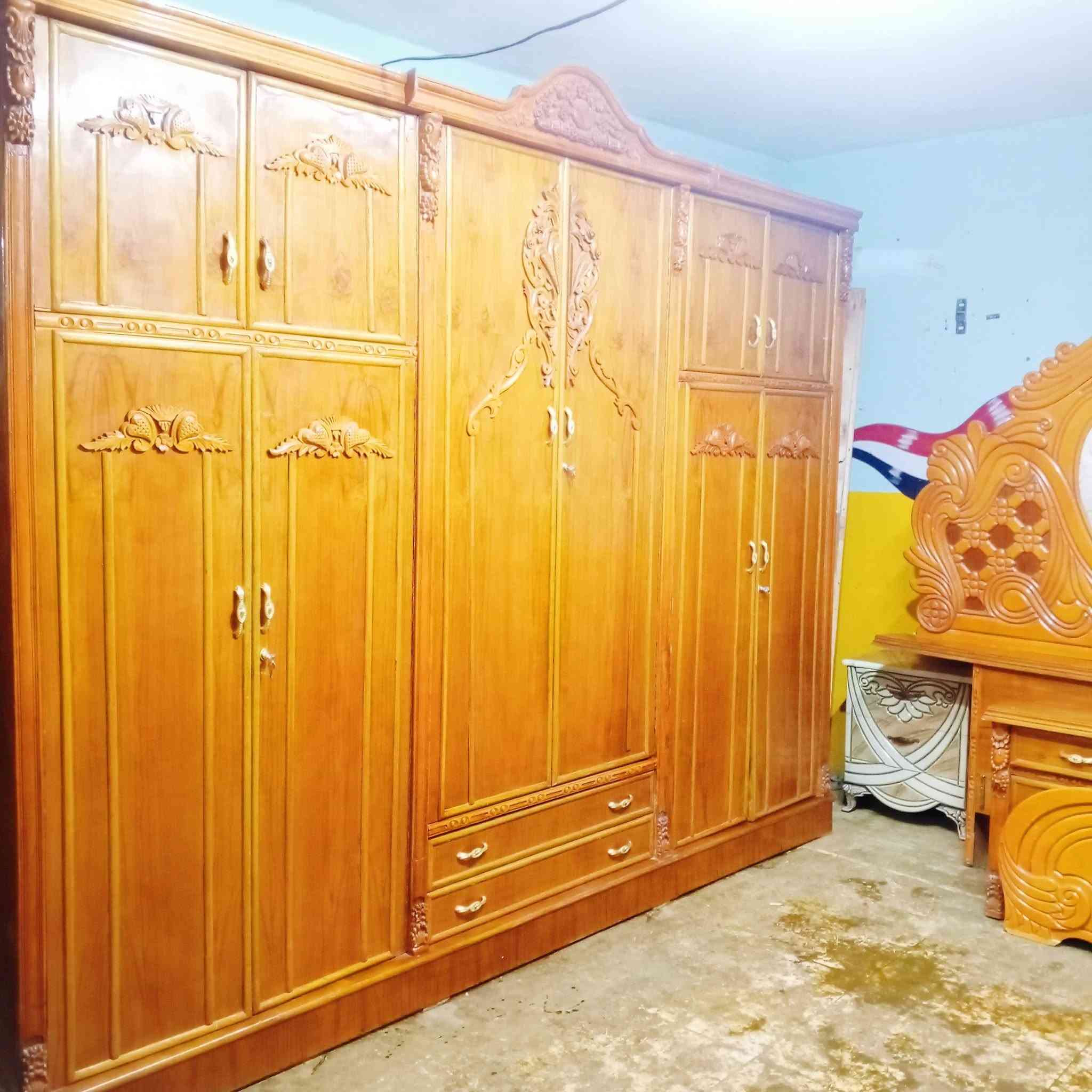 معرض ونجاره حجي سجاد ارخص الاسعار غرفه ام 6 طابقين تزكام داخل وخارج صاج ضهر جرجوبه زاويه كنتوريه بعلو كنتور ميز هديه غرفه جديده ضخمه كوت حي جهاد زويرجات مراسله او اتصال ***********
