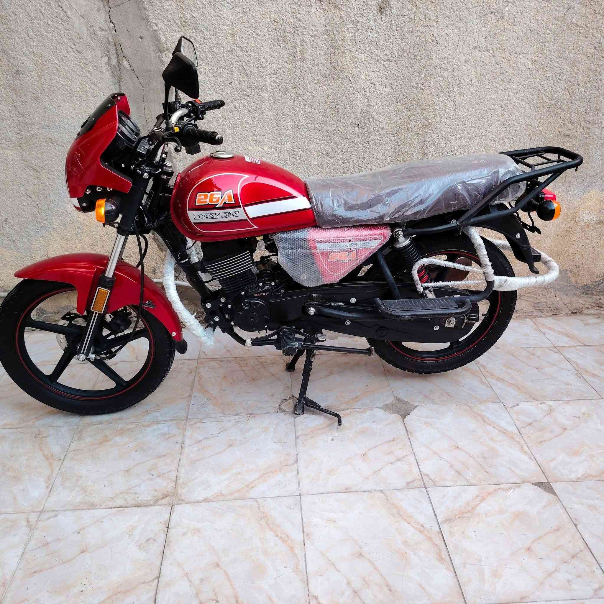 يا الله السلام عليكم لبيع
دايون موديل 25 طالع 26
مكينه 200cc كتابه حمره 
الخمس نجوم لخمس ريش 
دشبول إلكتروني  ماشيه 
3000وكسورر السعر 1600وبيه مجال 
بابل  شارع 80 «»«»  ***********
***********
