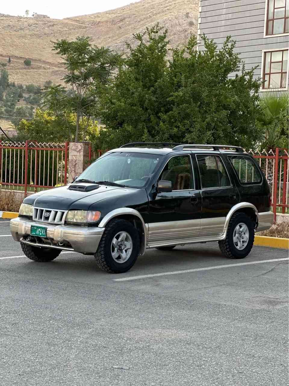 ماشاء الله له ماڵی هەموولایەک

KIA SPORTAGE 2002

مەکینە ٦ بستۆنی بەتەی لەسەرە 

تۆماتیکە گێڕو مەکینەو کارەبای بەشەرت 

تایەکانی ئۆفڕۆدە تازە بۆیاخ کراوەتەوە 

زۆر پوختو خاوێن ماوە دەحمو لێدراوی پێوە نییە 

بەنزین زۆر کەم دەخوا سەنەوی بەخدایە بە هەدیە دەتدەمئ  بۆ زانیاری زیاتر ***********

فایبەر .وەتسئەپ رانية, السليمانية
