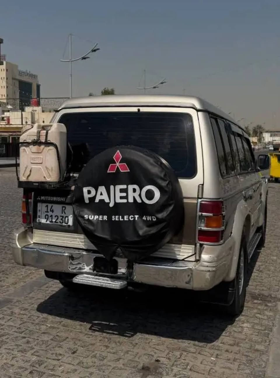 سياره باجيرو مديل 92  محور VVt 3000سنويه  لحد 2029  كهربائيات كلهه شغاله تبريد كمبريسر وكف قبل سبوعين  تخم تاير جديد   كير ومكينه مكفول سياره نظيفه شوف العين مكاني البصره  رقمي *********** واتساب واتصال
سعرر 47 البصرة, العراق
