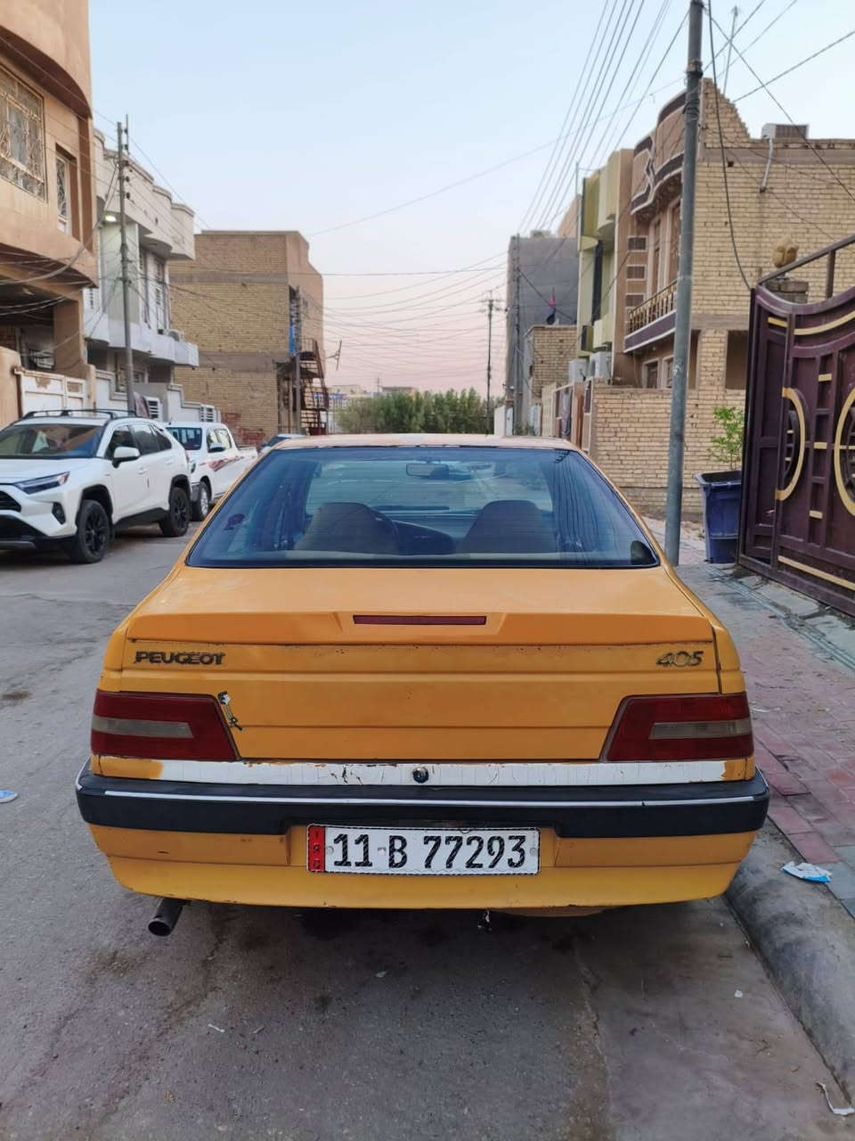 للبيع بيجو اكد موديل 2012 رقم بغداد انكليزي هيئه مصفره تحويل مباشر كير محرك نضاف حداديه جديده تبريده منقص غاز تخم تاير جديد سياه كشره نضيف السعر20 بيه مجال حك الجيه مكاني كربلاء ***********
