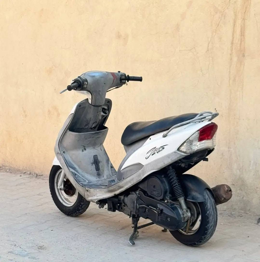 سلام عليكم
 دراجه ماكس منغولي للبيع 
دراجه نضيفه بمعنى لكلمه مال حاويه لوك لدراجه بل جيس ميكنه ماا مفتوحه بلاديه دراجه كله مكينه 49بلاد دراجه كله بلاديه ختم كله كامل مكاني نجف حي الشرطه السعر 575وبيه مجال دراجه تسو اكثر بس متوازي علبيعته ***********
