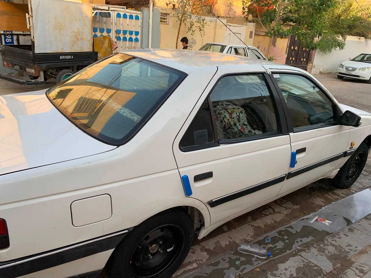 السلام عليكم بيجو 405مديل 2010 رقم نجف الانكليزي سنويه صالحه لغايت 2028مكفوله كفاله عامه من الضربه والتبديل والصبغ مكينه جديده ستوني مسويه كير جديد تبريد ❄️ تخم تاير جديد حداديه 80بل 100مكان السياره نجف السعر 34 وبيه مجال بسيط للشراي رقم صاحب السياره ***********ملاحضه اخوان اني مكلف بلنشر
