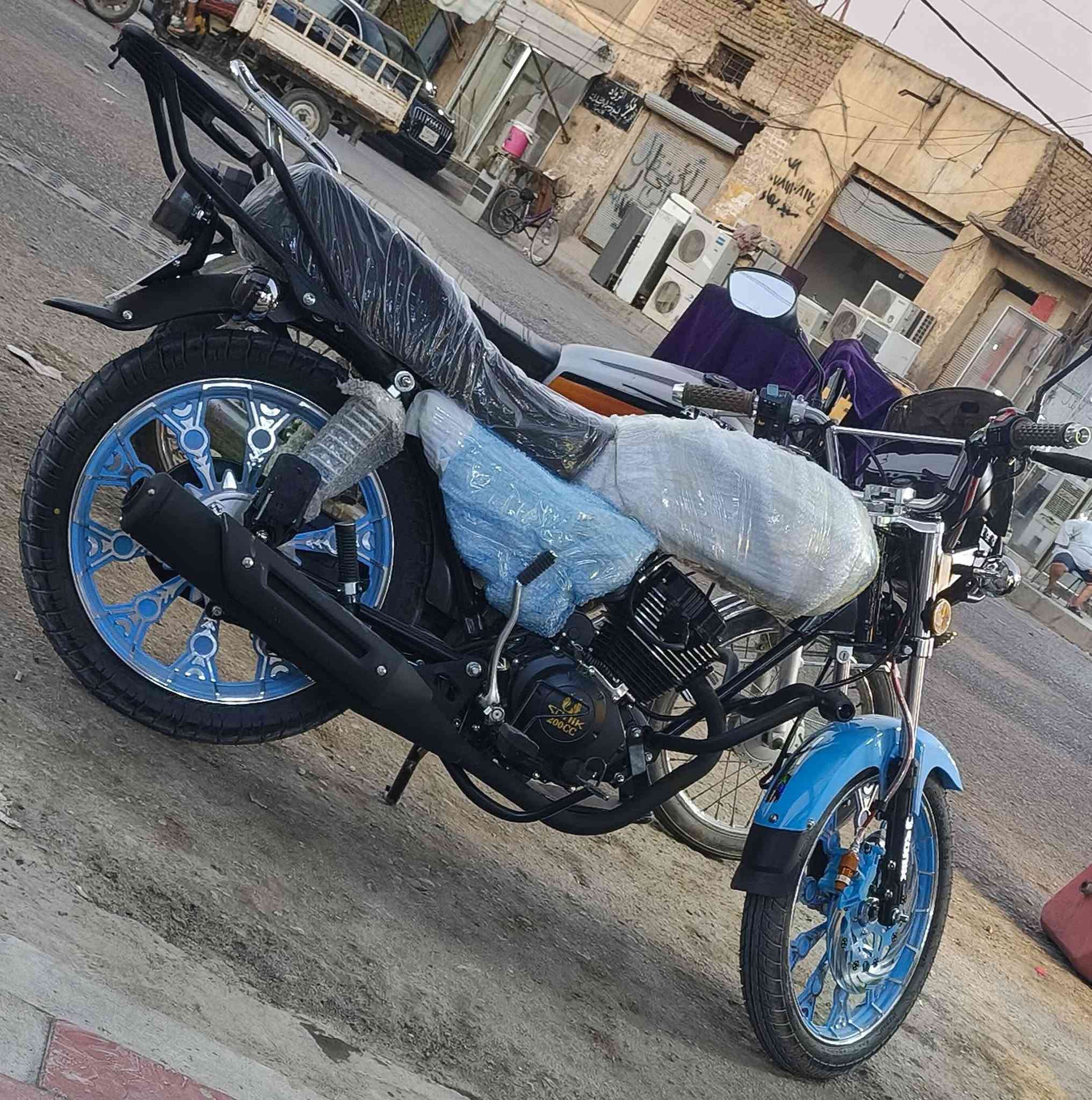 السعر $مليون و200وبيهه مجال اليجي بي خير ويتدلل
سلامن عليكم من رخصت الجميع وتحياتي الكم دراجه سونك موديل 2027صارلهه يومين طالعه من الوكيل عله وضع الشركه  اوراق سكنر اصوليات مال وكيل كامله دراجه وضع شركه تنبيه صارلهه يومين مستعجل عله بيعتهه لءن حتاجيت دراجه مكانهه نجف قضاء المشخاب فيس مامتوفر هاذ واتساب اوبس ترمشلي اتصل عليك👈🏻 ***********
