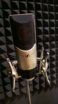 غراض ستوديو • مونيتر JBL • المالكي