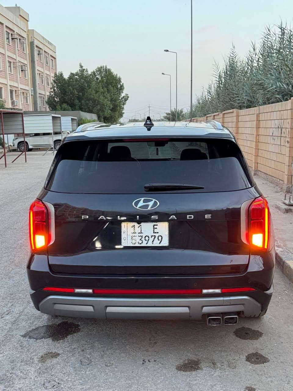 بلسايد موديل 24  فئة لمتد لون نيلي فول مواصفات تبديل بنيد وبيه بارد في جاملغ الايمن فقط ماشية 25الف ومرقم بغداد وباسمي السعر 240 بيه مجال بسيط 
مكان السيارة الحلة 
*********** فقط واتساب
*********** فقط واتساب
