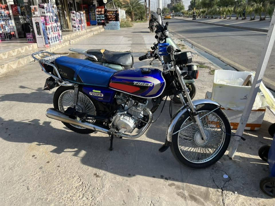 سلام عليكم ماطور تايكر  للبيع 2021 نضافه كدام العين ليت اشاير شغاله هورن  منفيس بي سعر 650 بي مجال رقم الموبيل ***********

