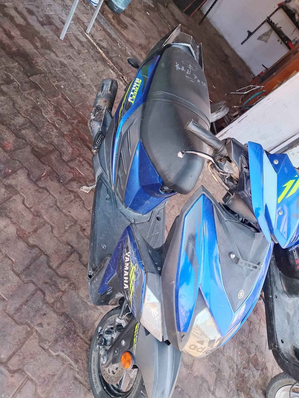 متاح دراجات zr  موديل 19و20 جاهزات من كلشي نضيفات مكاين مرتبه سعر الوحده 750 وبيهن مجال مكانهن سماوة تقاطع القشله ***********
