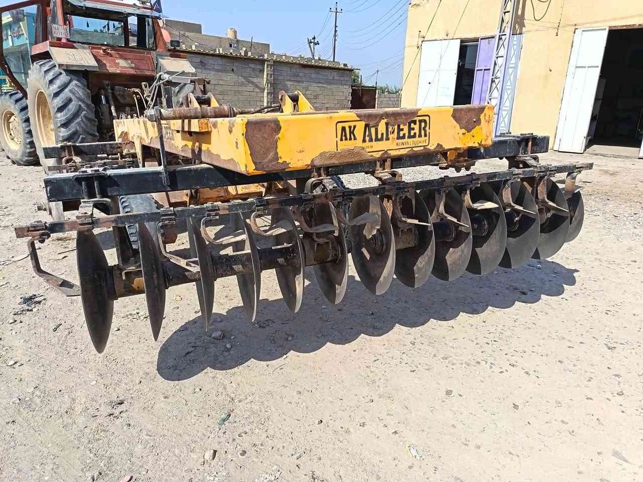 من رخصة الأدمن المحترم
دسك حجم 24 للبيع السعر اب 7 مليون وبي مجال 
المكان وسط ناحية شيخ سعد الاستفسار 
***********
