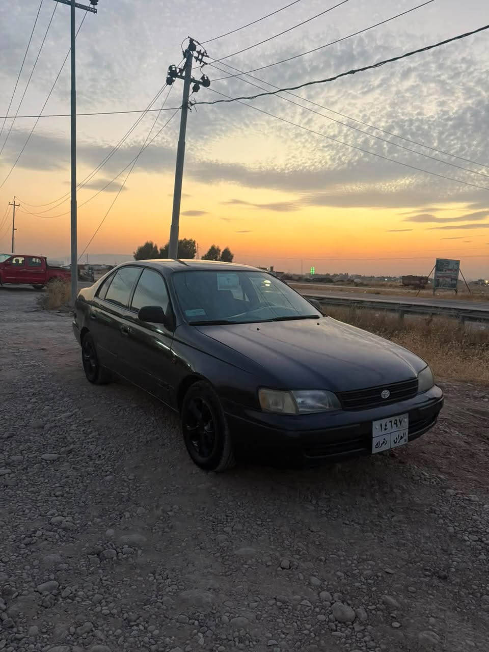 تویوتا کارینا  Toyota Carina 1994.                                    مودیل 1994 رەقەم و سەنوی دهوک تەحویل غەرمە شەرت عام بەخ لۆ جوانی پێش و پاش کەپس سوکان بیلادیە گیر عادیە.                      4 وەرقە غرمە لەسەرە                                                                               سعر 25 ورقە و مجال                                                             ژ.م ***********.                                                                 ژ.م***********.                                                                   ژ.م***********.
