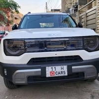 BJ30e للبيع  السيارة بحاله الوكالة ماشية 9 الاف رقم بغداد اللون ابيض  ...
