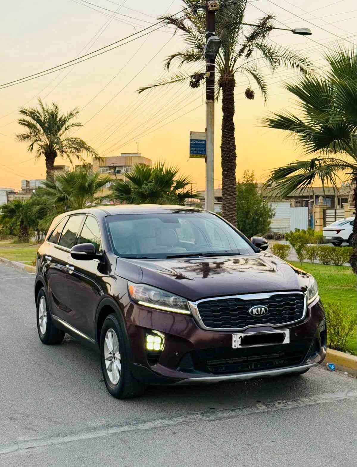 سلام عليكم سورنتو موديل 2019.  سعر( 148) . 6 سلندر 
مكان بغداد التصال ☎️التصال ***********
7 راكب /3 قطع تبريت 
بيه جاملغ وبنيد (بدون دواخل)
جنطه كهربائ 
الد زنوز 
كامره خلفيه دوره 
تبريت ثلج ⛄️ 
شاشه كبير المس 
فوال تحكمات ستيرن 
حساسات ماميه خلفي رادرات جانبيه 
رقم بابل بسمي الدولي اب مكان تتحول
