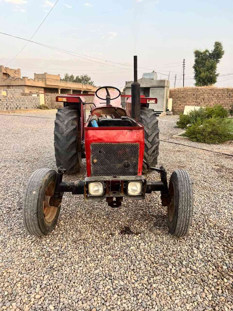 السلام عليكم
تكتر عنتر حجم 71 كير واكسن وهودرليك شغالات نكره سلف والباقي كدام العين بدون رقم  السعر 2500 وبيه مجال المكان القياره قريه العوسجه للستفسار الاتصال ***********
