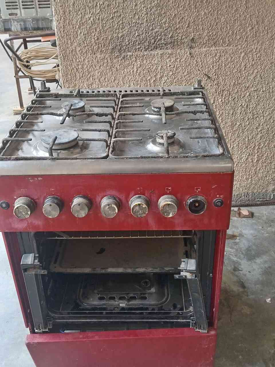 طباخ ٤عين • باب الفرن مكسور • وصوبة نفطية