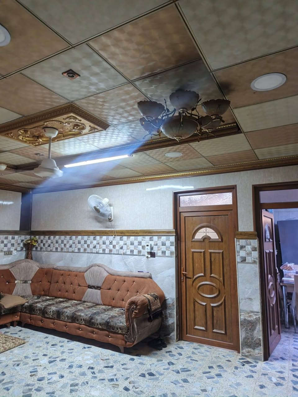 بيت للبيع القادسية الثانية سايدين مولى قرب جامع سعد بن معاذ المساحة 200 متر النزل 20 الواجه 10 البيت يتكون من طابقين طابق الاول يتكون من صحيات داخل خارج غرفتين نوم هول مطبخ استقبال طابق ثاني بناء، حديث يتكون من ثلاث غرف نوم هول صحيات مطبخ سطح عالي سطح ناصي البيت ملك صرف شرط تحويل بسم شرعي موجود للاستفسار على رقم هاتف بي واتساب
‏‪***********‬‏
بيت للبيع القادسية الثانية سايدين مولى قرب جامع سعد بن معاذ المساحة 200 متر النزل 20 الواجه 10 البيت يتكون من طابقين طابق الاول يتكون من صحيات داخل خارج غرفتين نوم هول مطبخ استقبال طابق ثاني بناء، حديث يتكون من ثلاث غرف نوم هول صحيات مطبخ سطح عالي سطح ناصي البيت ملك صرف شرط تحويل بسم شرعي موجود للاستفسار على رقم هاتف بي واتساب
