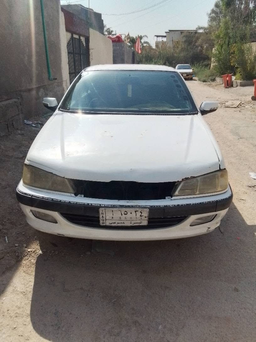 بيجو بارص  موديل 12 للبيع سيارة كوم حديد اصوليات مكفولة سنوية منتهيه قبل سنتين حدادية تمام كير المكينه بيها تنقيص كل 15 يوم نص لتر  نضيف دواخل نضيفة خياسات موضحه ب الصورة قليله تايرات وباتري نضيف البصرة ابي الخصيب رقم الهاتف ‏‪***********‬‏ البصرة, العراق
