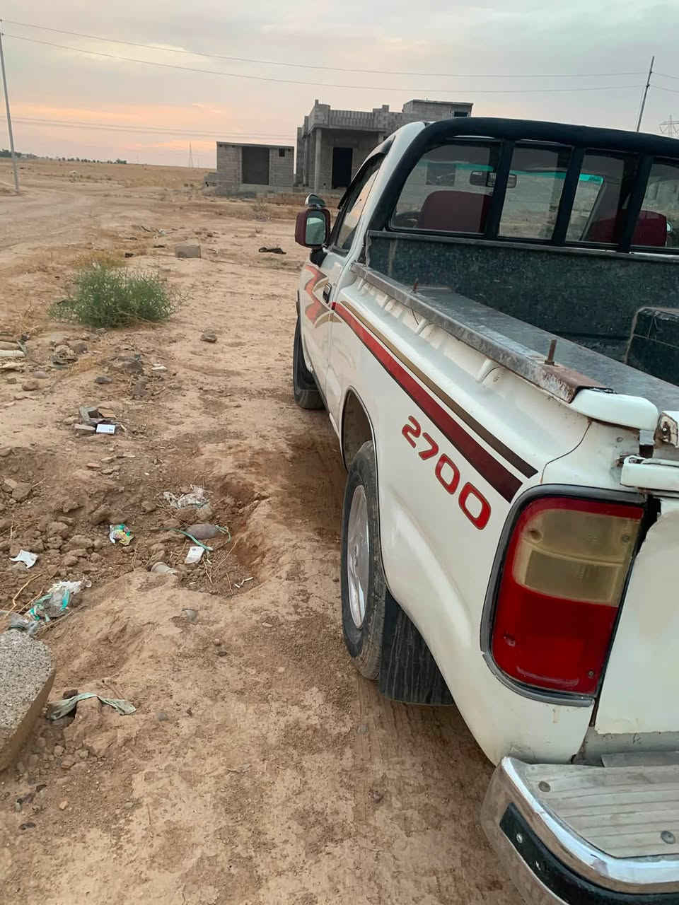 السلام عليكم تيوتا موديل 99 رقم صلاح الدين مشروع وطني سنويه ل 27 كير محرك اكسل شاصي شرط صبغ جماليه ضرر الجاملق الامامي السعر 70 العنوان تكريت ***********
