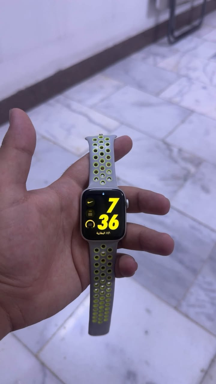 السلام عليكم
ساعة ابل واتش se فئة ال nike pluse ركز يعني مو العادية !
قياس ٤٤ وبطاريتها ٨٨ وبحالة جيدة جيداً ونظيفة
سعرها ١٧٥ قفل
مكاني حي البنوك ***********
